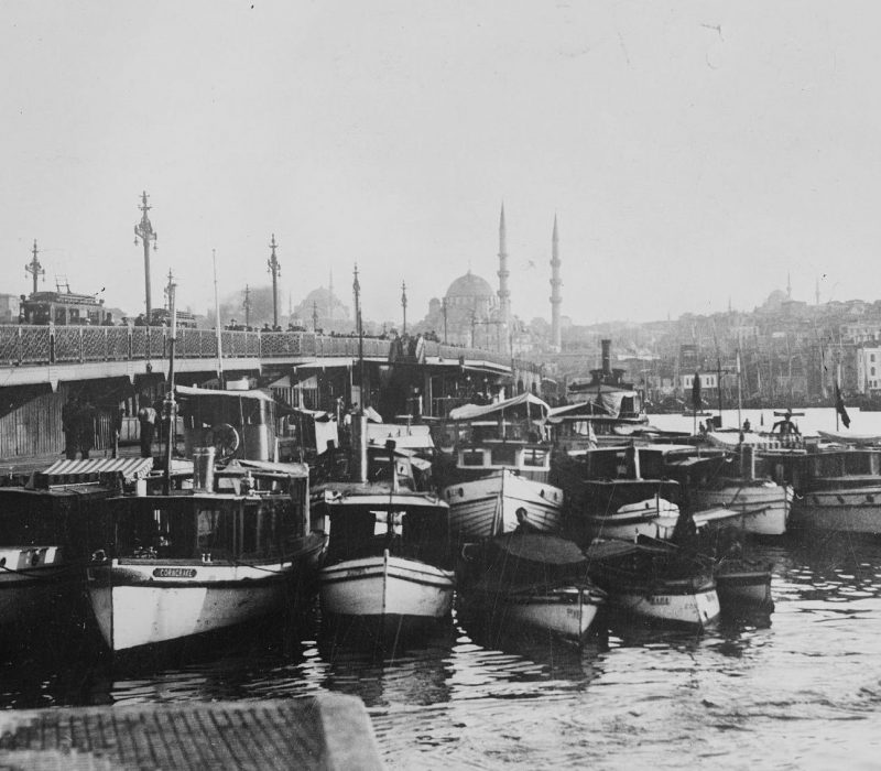 Galata Bridge Constantinople of Edmondo De Amicis